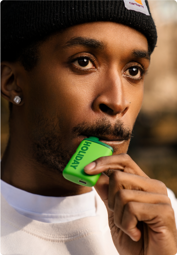 Holiday H-Bar Happy Camper THC vape - flapjacks